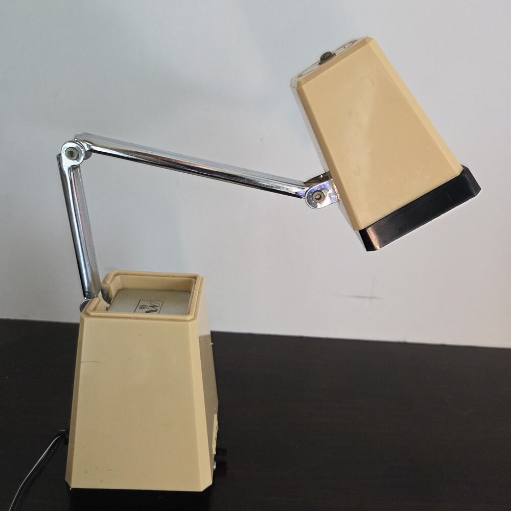 Vtg Windsor L-5 Folding Pyramid Desk Lamp High Intensity Space Age MCM *tested